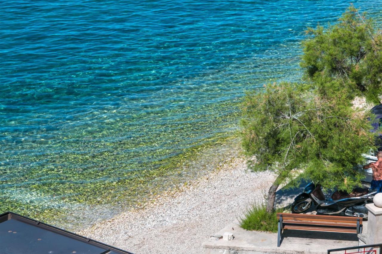 Apartments By The Sea Brist, Makarska - 15714 بوداكا المظهر الخارجي الصورة