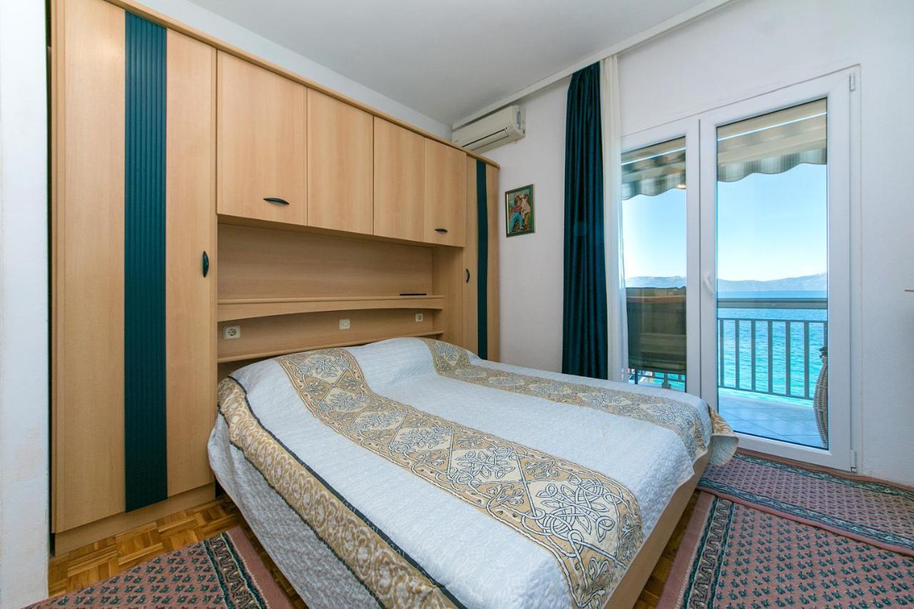 Apartments By The Sea Brist, Makarska - 15714 بوداكا المظهر الخارجي الصورة