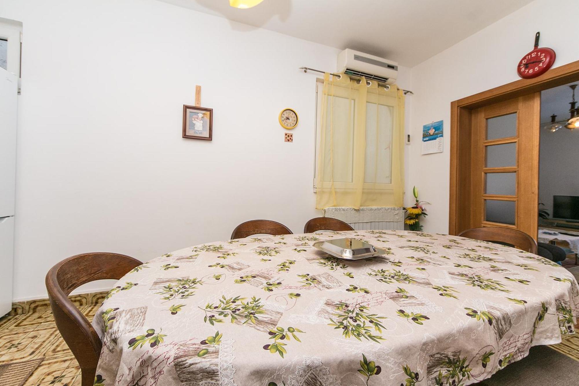 Apartments By The Sea Brist, Makarska - 15714 بوداكا الغرفة الصورة