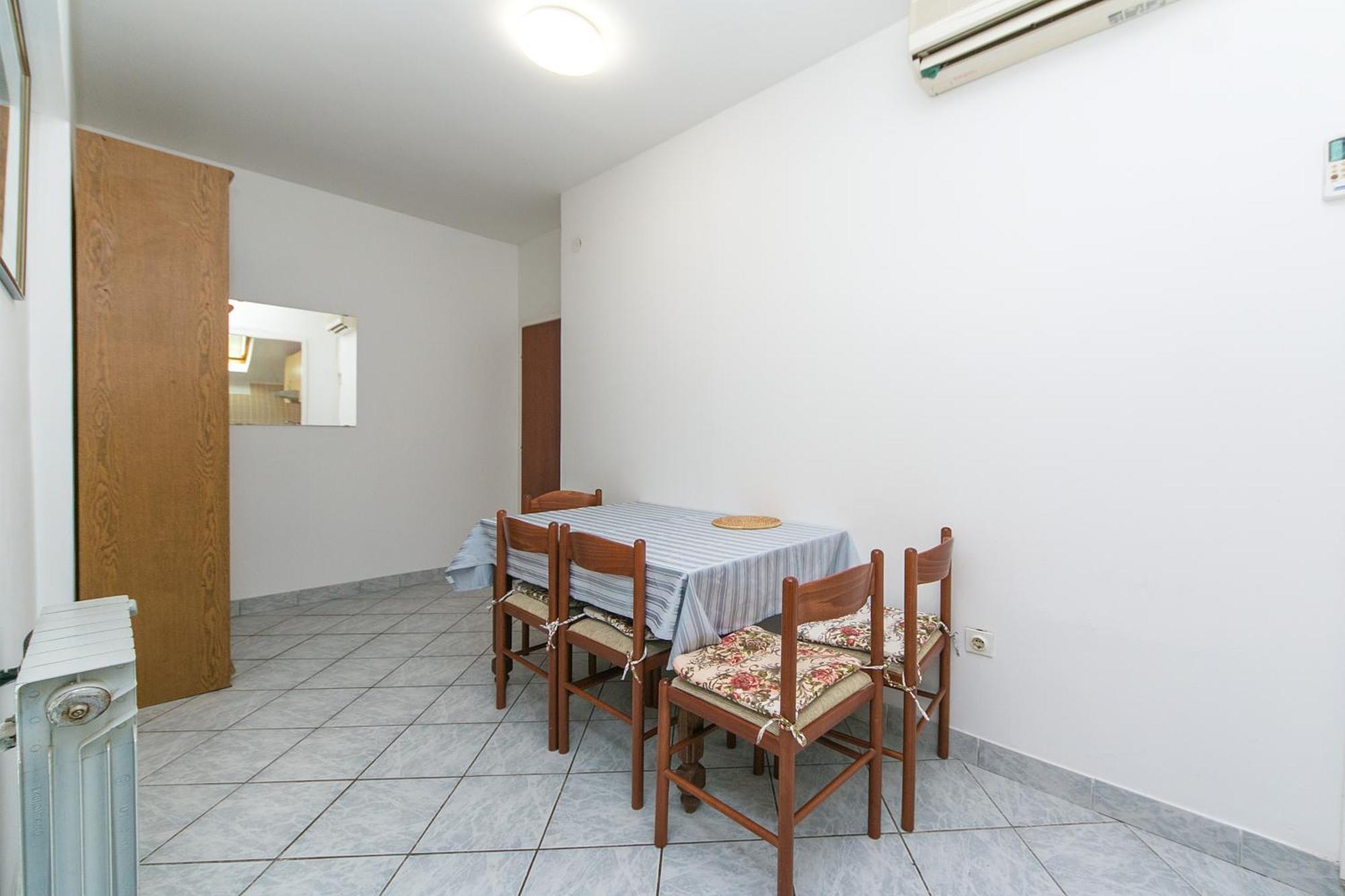Apartments By The Sea Brist, Makarska - 15714 بوداكا الغرفة الصورة