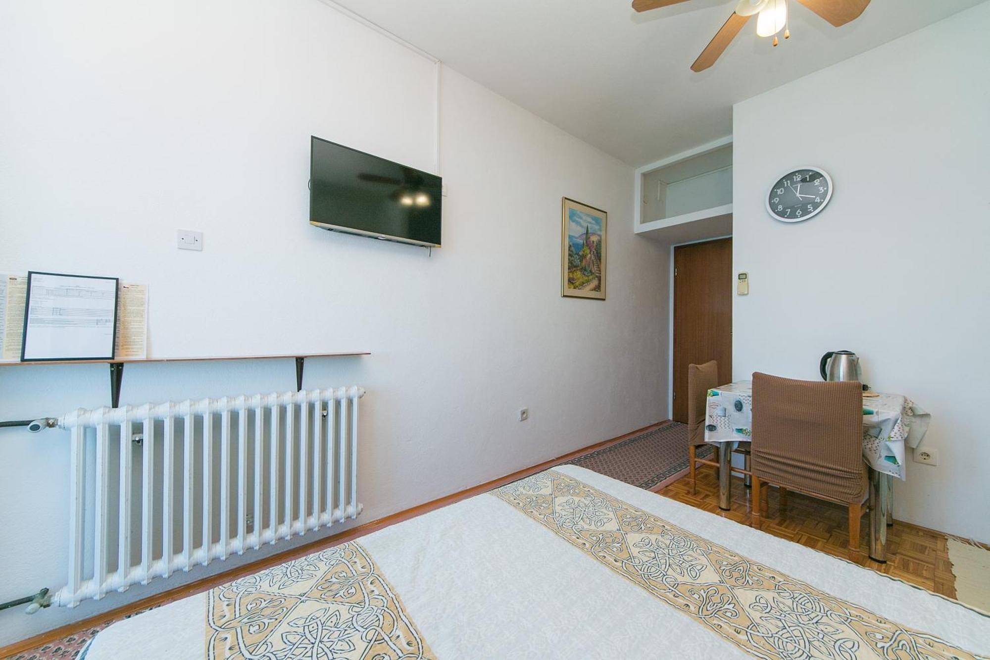 Apartments By The Sea Brist, Makarska - 15714 بوداكا الغرفة الصورة
